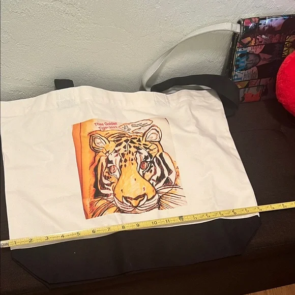 #1280**Elegant Tiger Print Tote Bag - Picture 5 of 15